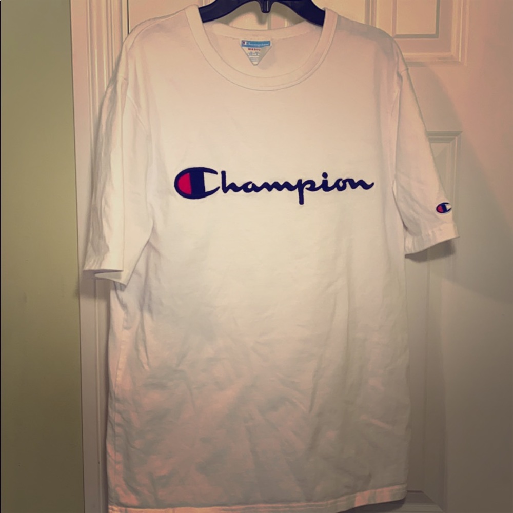 SOLD ON Ⓜ️Champion Tee Shirt